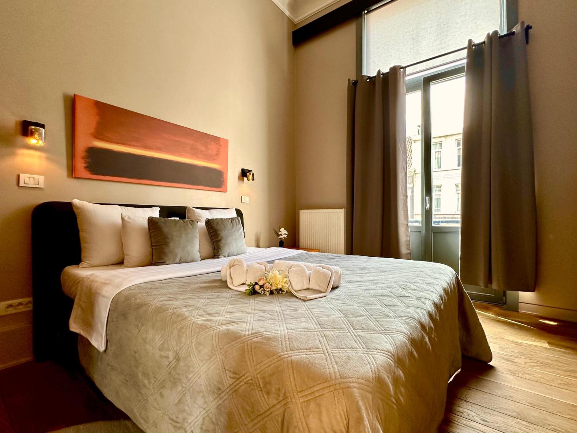 Luxury Suites Castel By Rikas Hotels Anvers Exterior foto