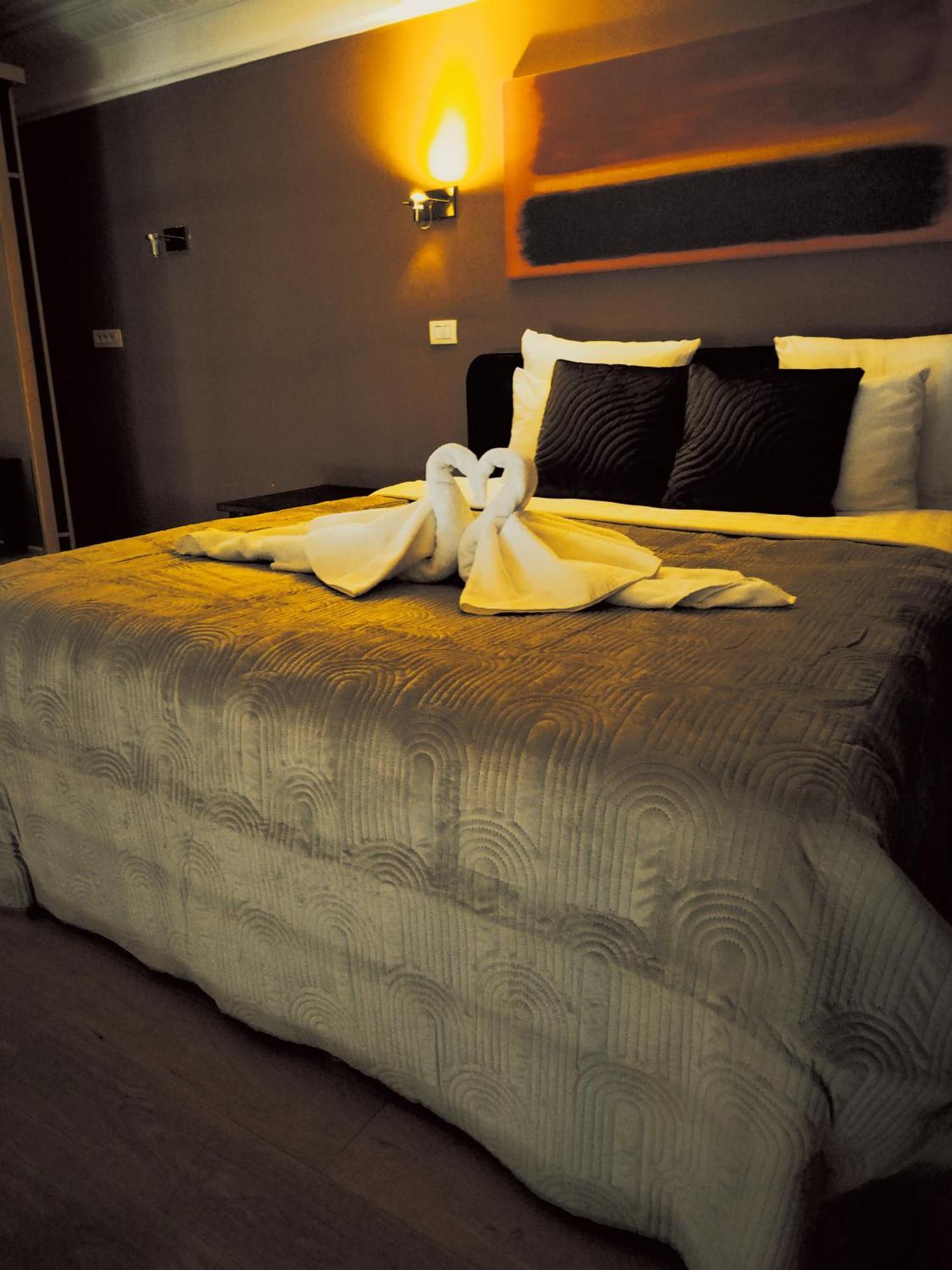Luxury Suites Castel By Rikas Hotels Anvers Cameră foto
