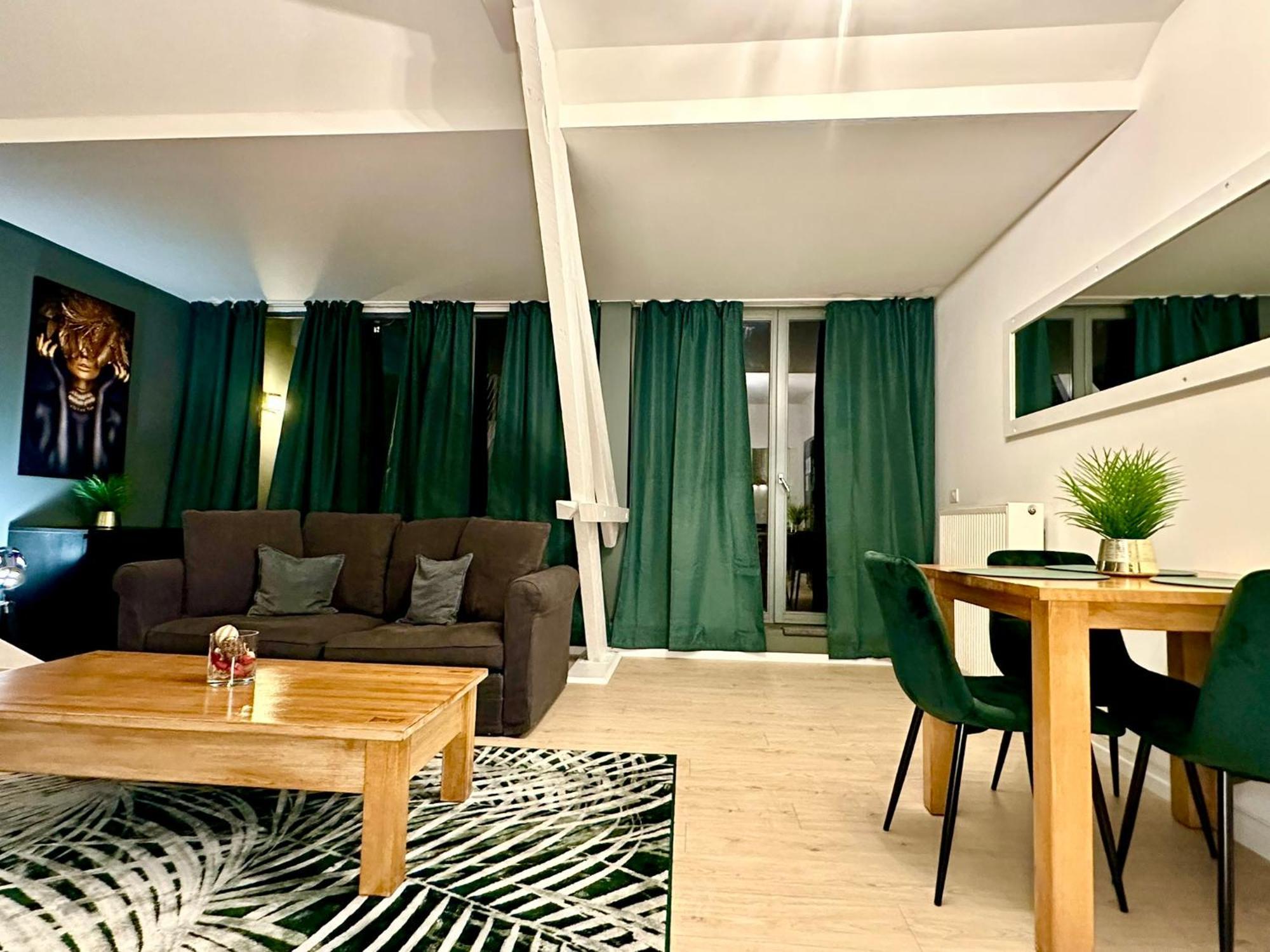 Luxury Suites Castel By Rikas Hotels Anvers Exterior foto